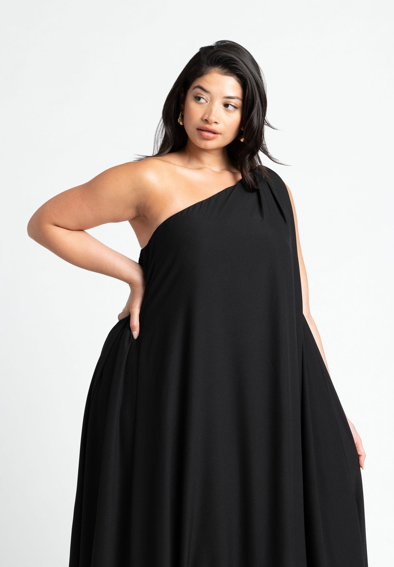 Dramatic One-Shoulder Ruffle Gown 7