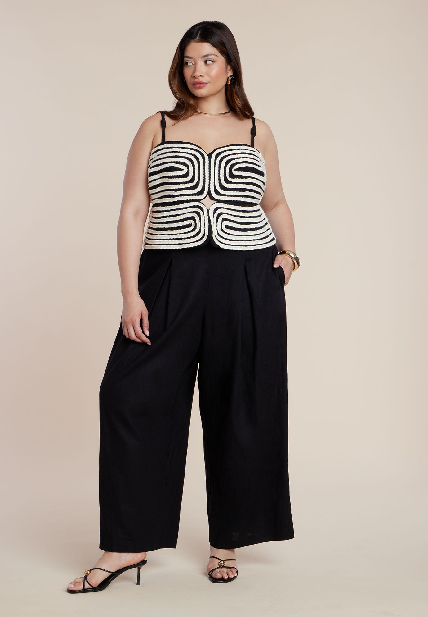 Embroidered Pleated Jumpsuit 4