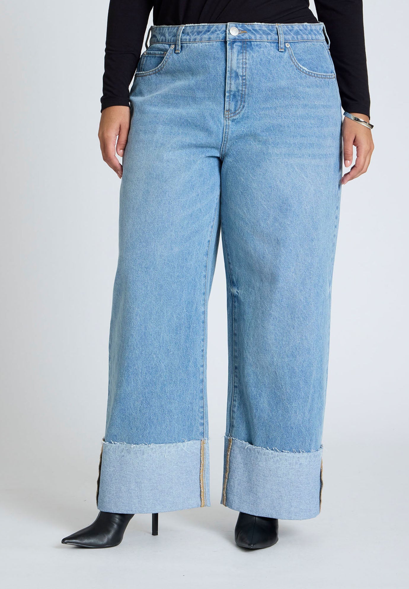 Tall Cuff Jean 4
