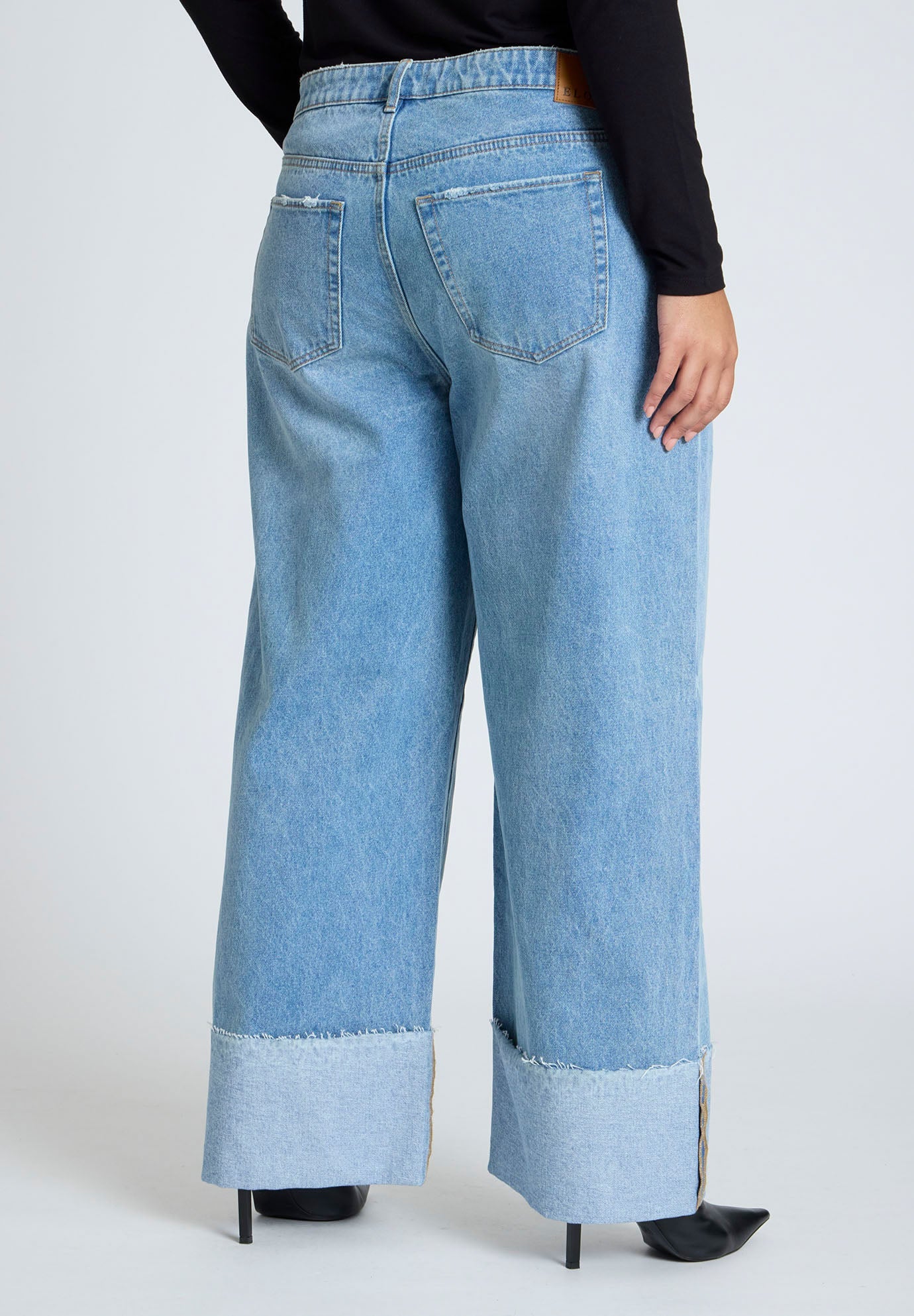 Tall Cuff Jean 5